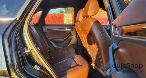 2017 Audi Q3 Premium Plus z USA, uszkodzony, nr VIN WA1HCCFS1HR005553